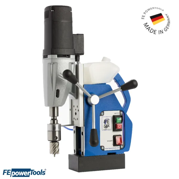 Taladro magnético FE 50 X de Fe Powertools con base magnética industrial para perforación en acero estructural.