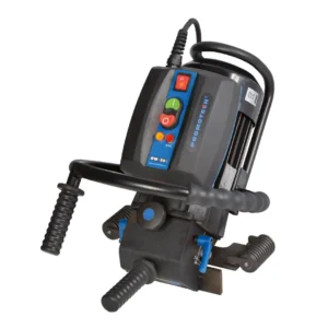 Biseladora portátil de chapas Promotech BM-20+ para biselado de metal de alta precisión.